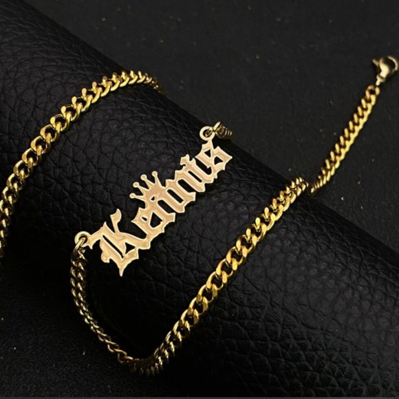 Custom Name Old English Necklace With Crown Personalized Chain Jewelry Pendant - Picture 3 of 4